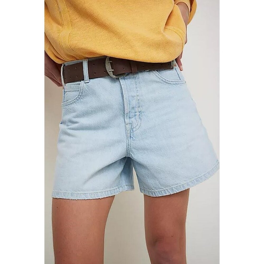 NWT FREE PEOPLE Women's We The Free Tippi Denim Shorts Size 28 In Babalon Blue